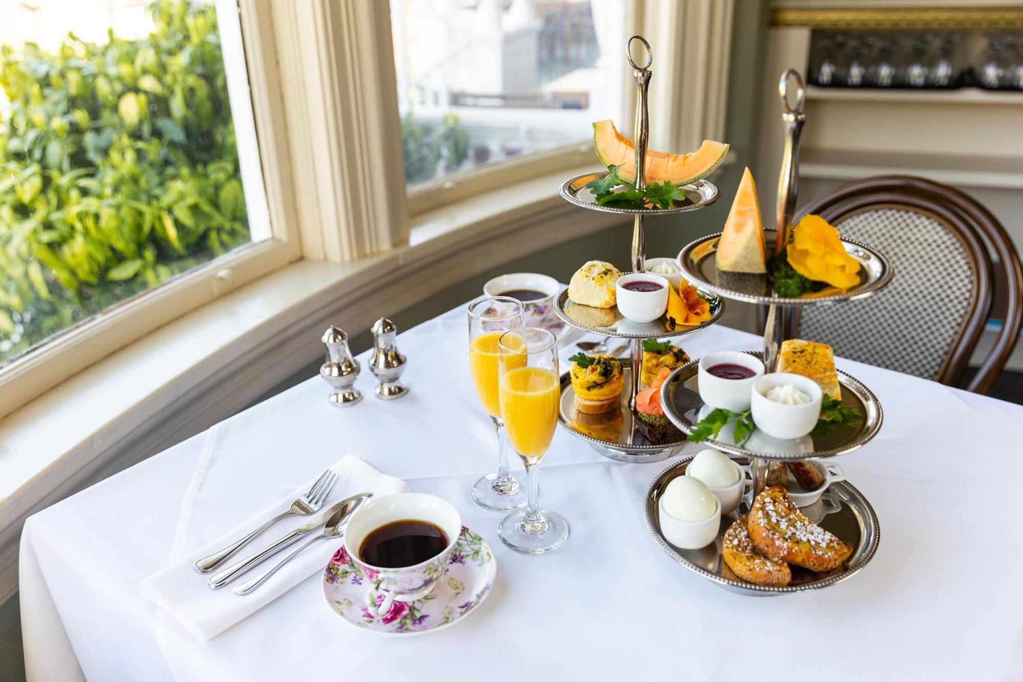 Pendray Inn And Tea House فكتوريا المظهر الخارجي الصورة